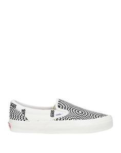 Низкие кеды и кроссовки Vans