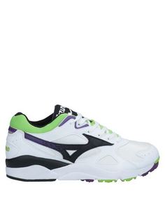 Низкие кеды и кроссовки Mizuno