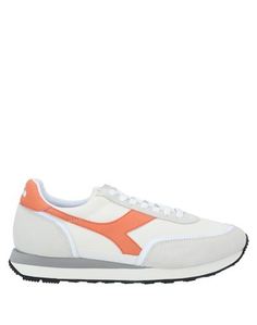 Низкие кеды и кроссовки Diadora