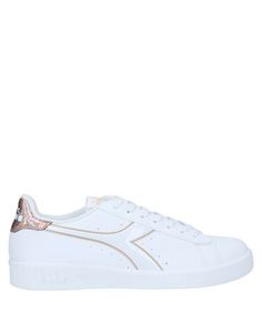 Низкие кеды и кроссовки Diadora