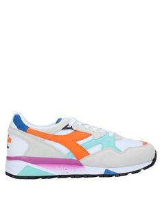 Низкие кеды и кроссовки Diadora