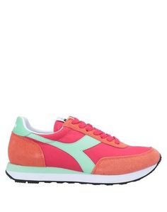 Низкие кеды и кроссовки Diadora