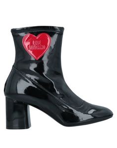 Полусапоги и высокие ботинки Love Moschino