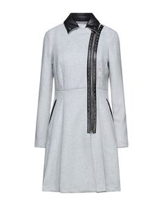 Пальто Guess