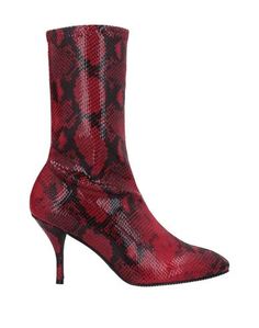 Полусапоги и высокие ботинки Stuart Weitzman