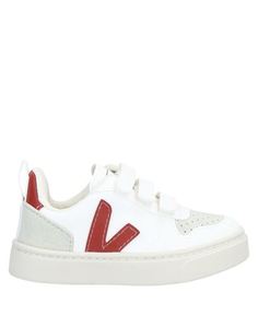 Низкие кеды и кроссовки Veja
