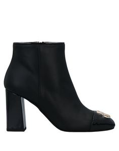 Полусапоги и высокие ботинки Pollini