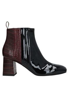 Полусапоги и высокие ботинки Pollini