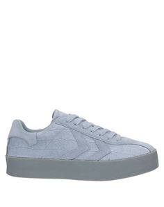 Низкие кеды и кроссовки Hummel