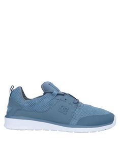 Низкие кеды и кроссовки DC Shoes