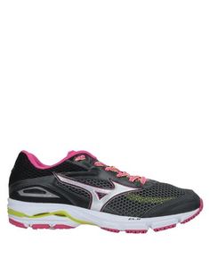 Низкие кеды и кроссовки Mizuno