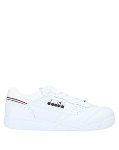 Низкие кеды и кроссовки Diadora