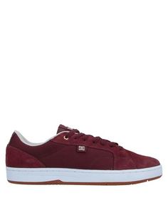 Низкие кеды и кроссовки DC Shoes