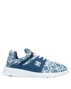 Низкие кеды и кроссовки DC Shoes
