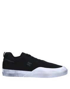 Низкие кеды и кроссовки DC Shoes