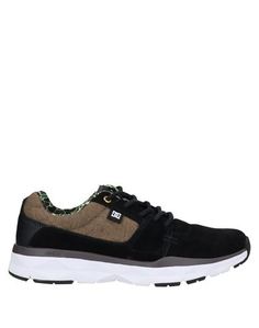 Низкие кеды и кроссовки DC Shoes