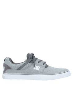 Низкие кеды и кроссовки DC Shoes