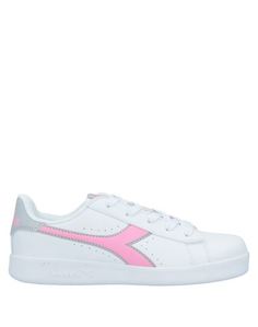 Низкие кеды и кроссовки Diadora