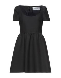 Короткое платье Valentino