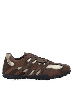 Низкие кеды и кроссовки Geox