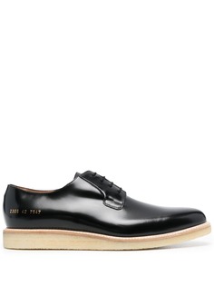 Common Projects глянцевые туфли дерби