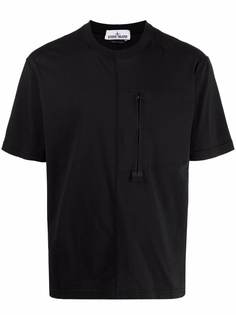 Stone Island футболка с карманом на молнии
