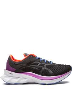 ASICS кроссовки Novablast