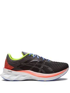 ASICS кроссовки Novablast