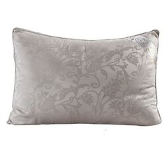 Подушка Cleo Silk Dreams 50 х 70 см бежевый