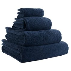 Полотенце банное темно-синего цвета из коллекции Essential, 90х150 см Tkano