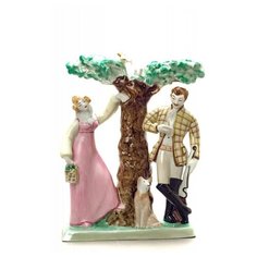 Скульптура. Дулевский фарфоровый завод. Барышня-крестьянка. 22 см.