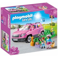 Конструктор Playmobil City Life 9404 Семейный автомобиль с парковочным местом