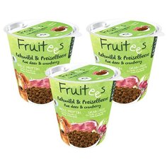 Лакомство для собак Bosch Fruitees с косулей и клюквой , 200 г х 3 уп.
