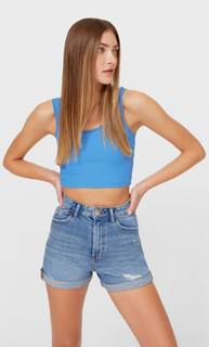 Stradivarius Шорты Mom Fit Облегающего Кроя С Темным Эффектом Потертости 44