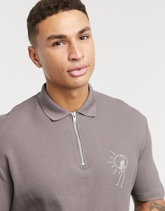 Футболка поло из вафельной ткани на короткой молнии с вышивкой на груди ASOS DESIGN-Серый
