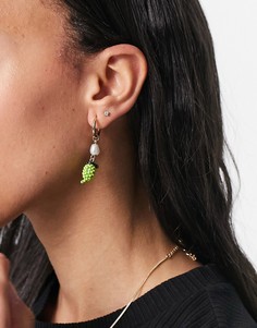 Золотистые серьги-кольца с подвеской из бусинок в виде фрукта ASOS DESIGN-Золотистый