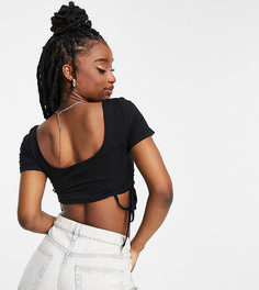 Черный базовый присборенный по бокам кроп-топ Missguided