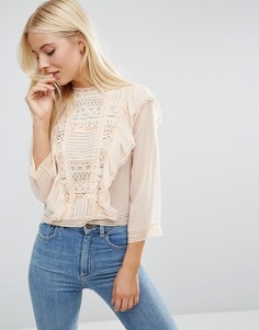 Блузка с рюшами и кружевом спереди ASOS-Neutral