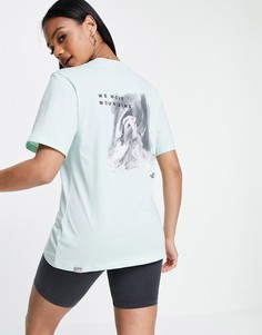 Футболка мятного цвета The North Face International Womens Day-Зеленый цвет