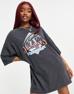 Черное платье-футболка с принтом в винтажном стиле Tommy Jeans-Черный