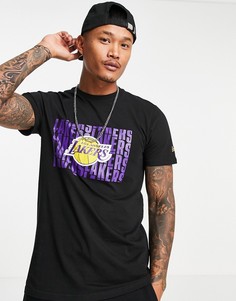 Черная футболка с принтом в виде повторяющейся надписи New Era NBA LA Lakers – эксклюзивно для ASOS-Серый
