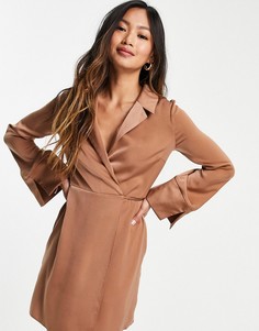 Голубое атласное платье мини с воротником, запахом и завязкой ASOS DESIGN-Светло-бежевый