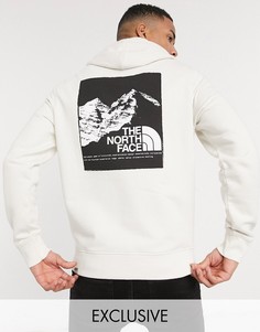 Худи белого цвета с графическим принтом на спине The North Face – эксклюзивно для ASOS-Белый
