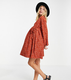 Рыжее платье мини в стиле oversized с присборенной юбкой и запахом с мелким цветочным принтом ASOS DESIGN Maternity-Оранжевый цвет