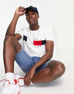 Белая футболка с фактурной вставкой флага и логотипа Tommy Hilfiger-Белый