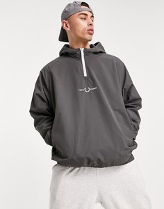 Темно-серая куртка на молнии с вышивкой Fred Perry-Серый