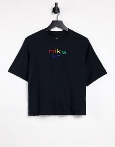 Черная футболка из технологичной ткани с радужными логотипом Nike Training One-Черный цвет