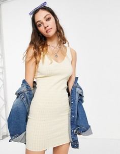 Бледно-желтое трикотажное платье с V-образным вырезом Bershka-Желтый