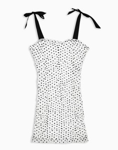 Присборенное платье мини в горошек на завязках Topshop-Белый