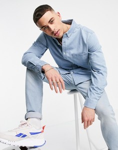 Выбеленная джинсовая рубашка узкого кроя из органического материала ASOS DESIGN-Голубой
